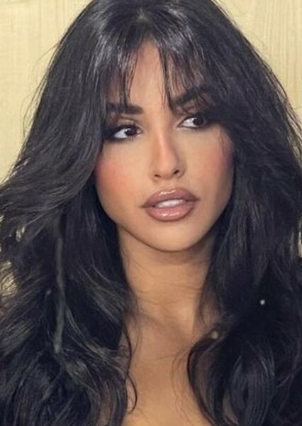 Aya Samaha photo