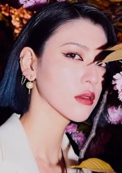 Ayaka Miyoshi photo