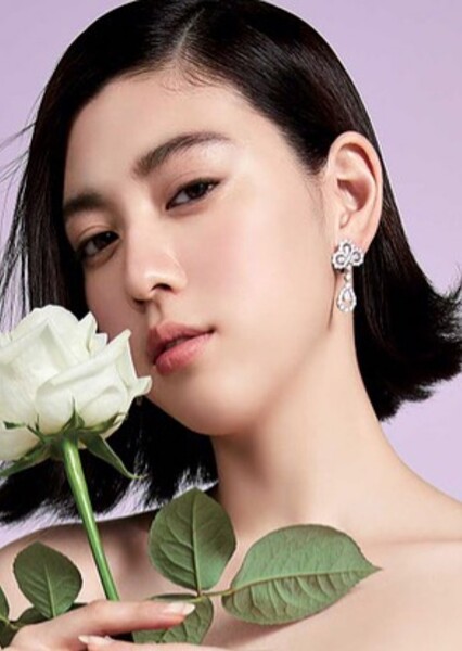 Ayaka Miyoshi photo