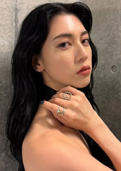 Ayaka Miyoshi