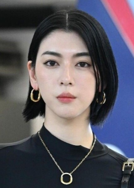 Ayaka Miyoshi photo