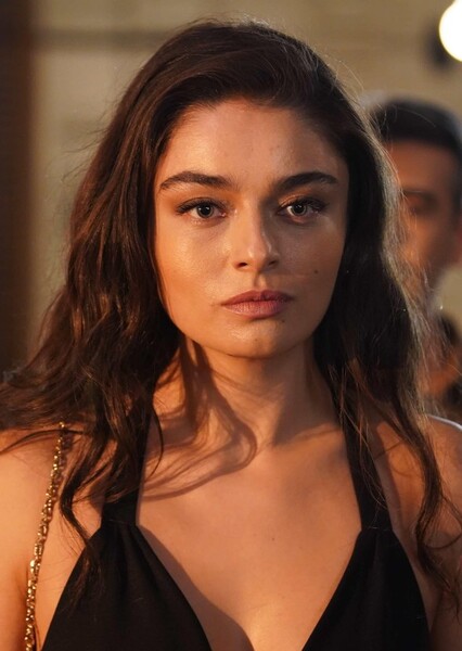 Ayça Ayşin Turan photo