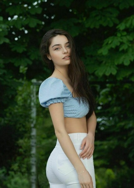 Ayça Ayşin Turan photo