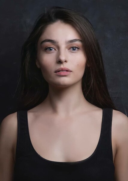 Ayça Ayşin Turan photo