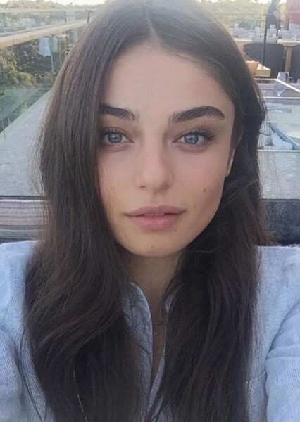 Ayça Ayşin Turan photo
