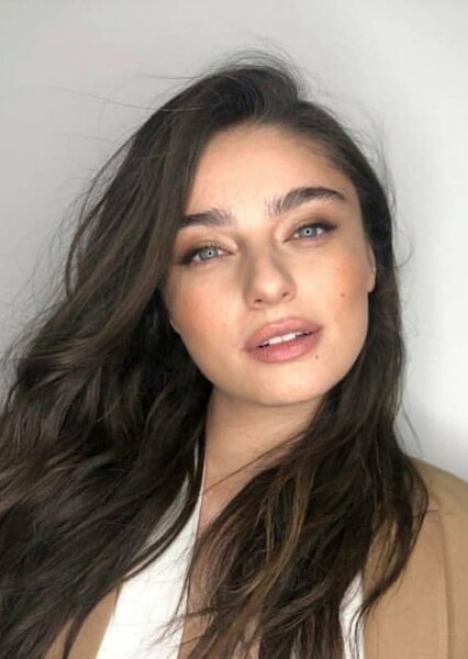 Ayça Ayşin Turan photo