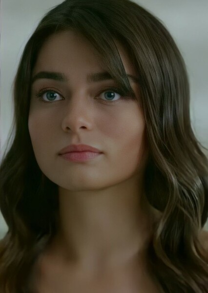 Ayça Ayşin Turan photo