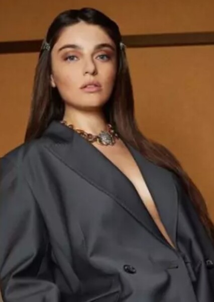 Ayça Ayşin Turan photo