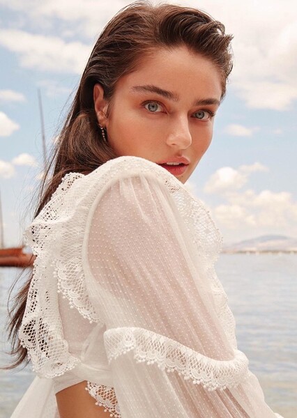 Ayça Ayşin Turan photo