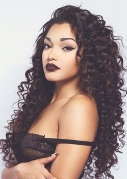 Aysia Garza photo