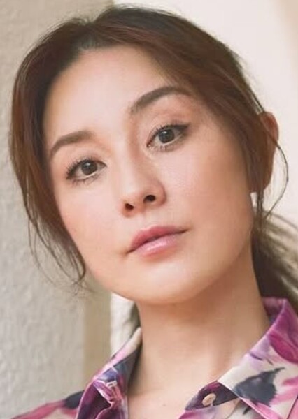 Ayumi Itô photo