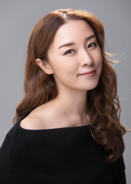 Ayumi Itô photo