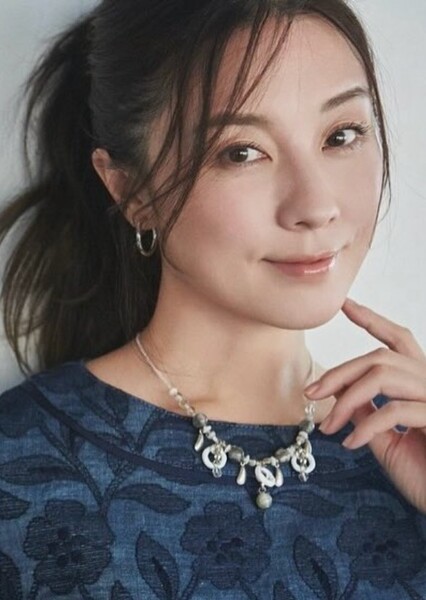 Ayumi Ito photo