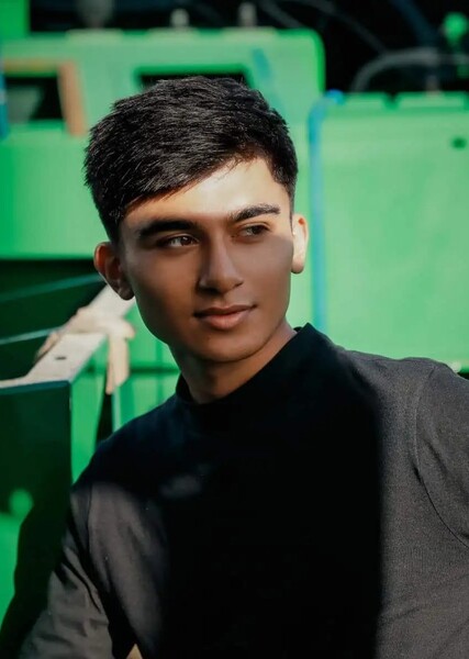 Azeem Alahi photo