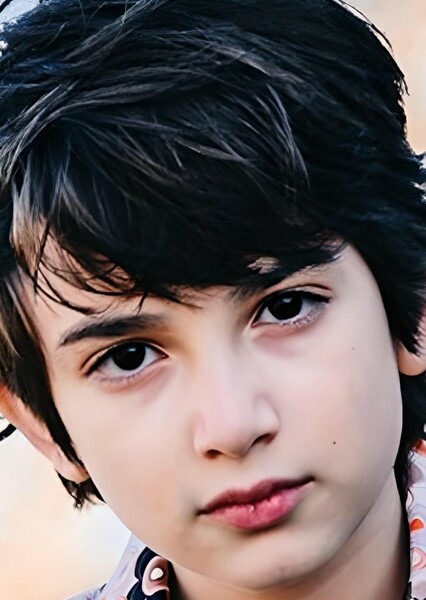 Azhy Robertson photo