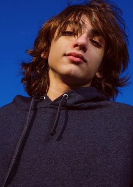 Azhy Robertson