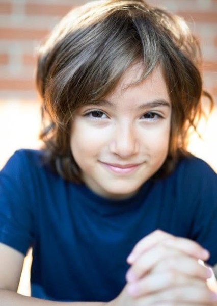 Azhy Robertson photo