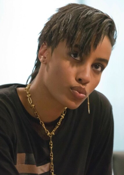 AzMarie Livingston photo