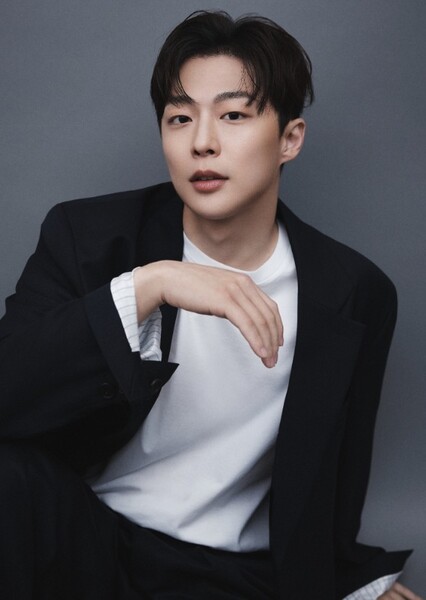 Bae In-Hyuk photo