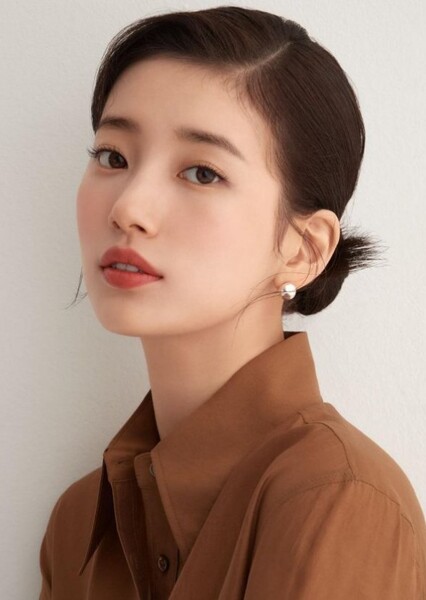 Bae Suzy photo