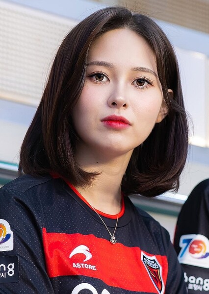 Baek Ye-bin photo