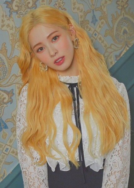 Baek Ye-bin photo