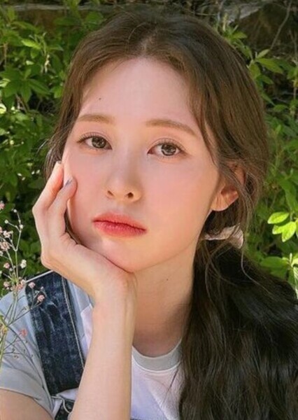 Baek Ye-bin photo