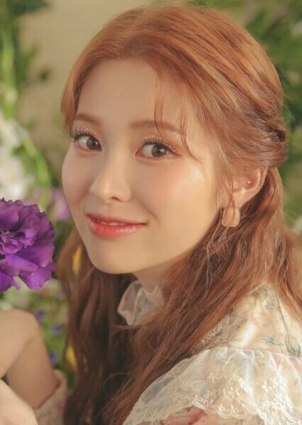 Baek Ye-bin photo
