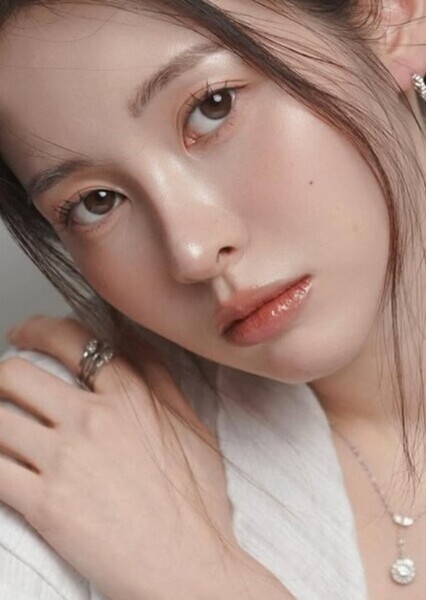 Baek Ye-bin photo