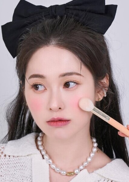 Baek Ye-bin photo