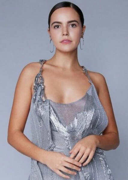Bailee Madison photo