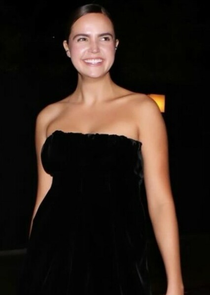 Bailee Madison photo