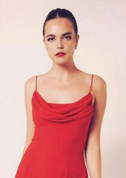 Bailee Madison photo