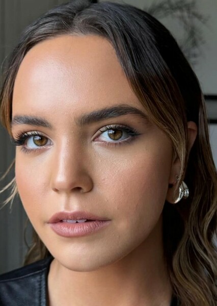 Bailee Madison photo