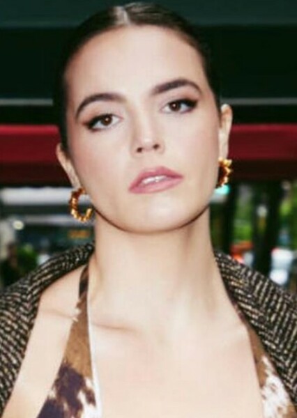 Bailee Madison photo