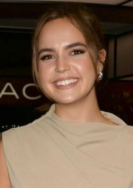 Bailee Madison photo