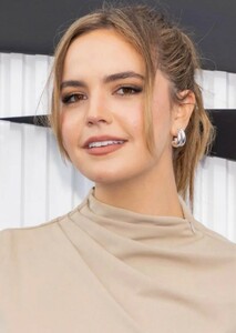 Bailee Madison