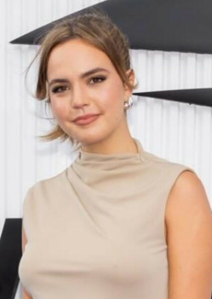 Bailee Madison photo
