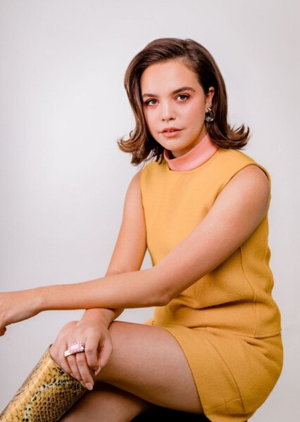 Bailee Madison photo