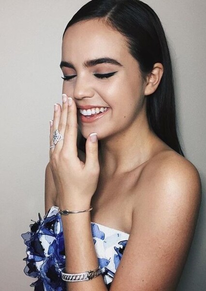 Bailee Madison photo