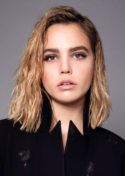 Bailee Madison photo