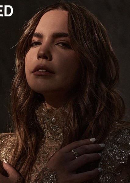 Bailee Madison photo