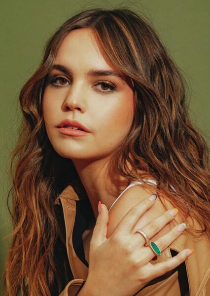 Bailee Madison photo