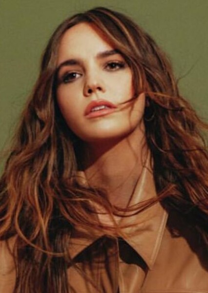 Bailee Madison photo