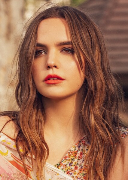 Bailee Madison photo