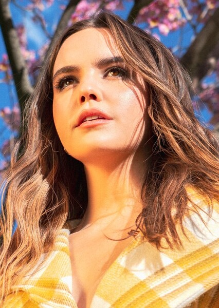 Bailee Madison photo