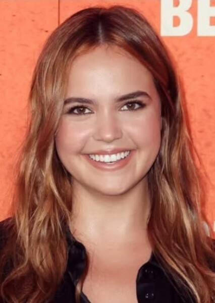 Bailee Madison photo