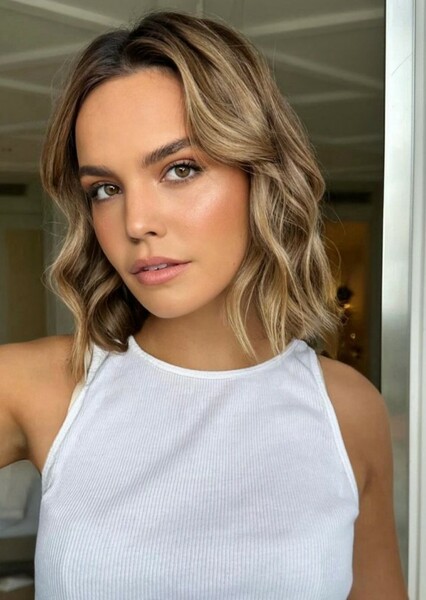 Bailee Madison photo