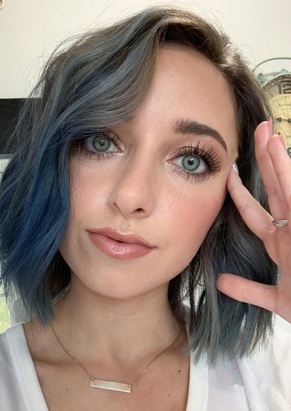 Bailey McKnight photo