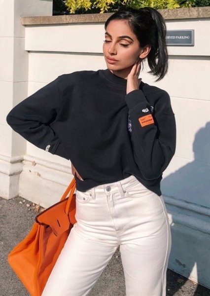 Banita Sandhu photo